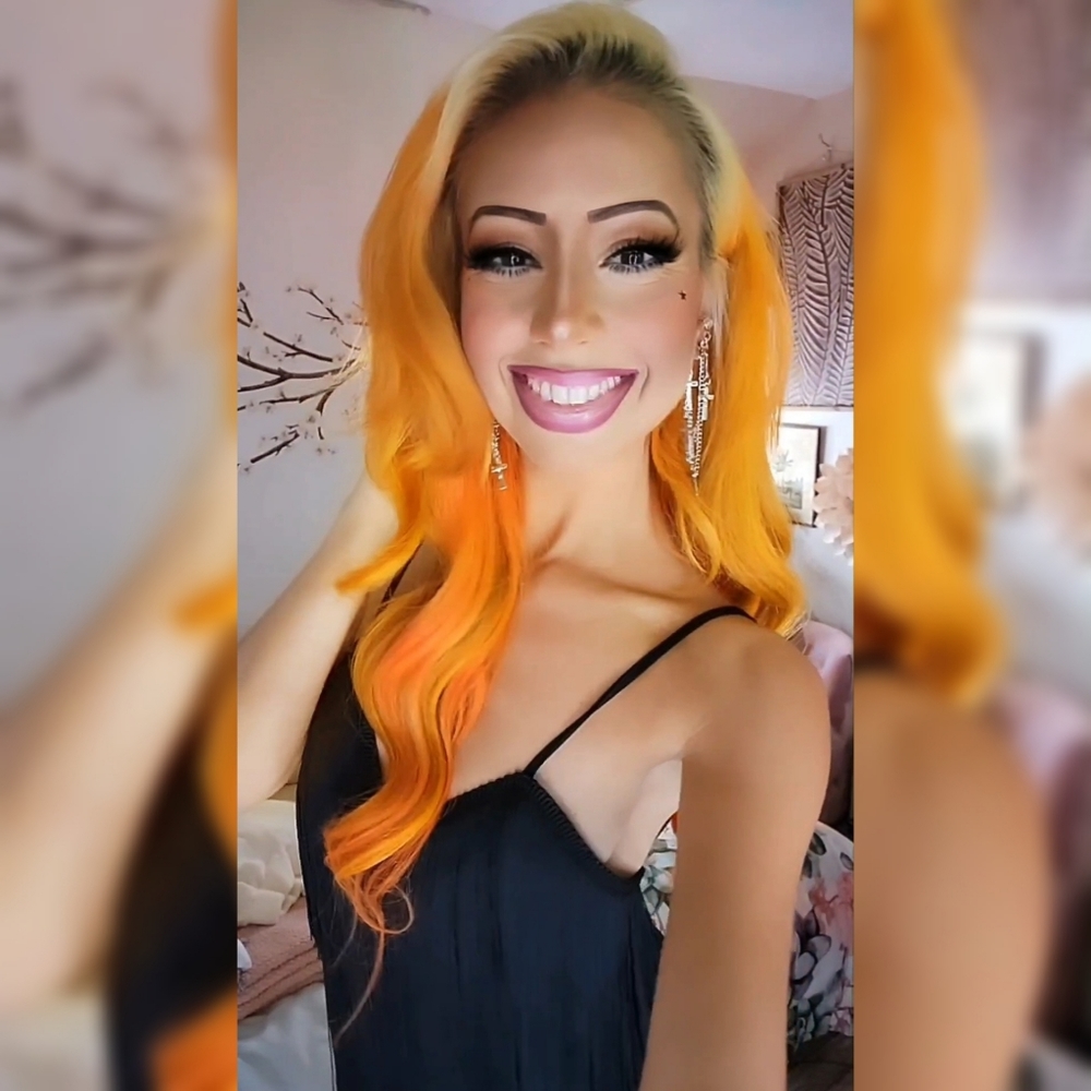 Meet your Posher, Lori